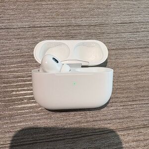 Apple AirPods Pro Gen 2 Lightning Charging LEFT ONLY with Charing Case